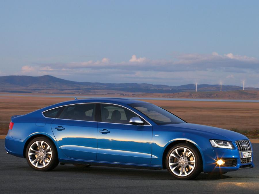 Audi S5 Sportback 2010 года  (AU) (фото 8 из 12)